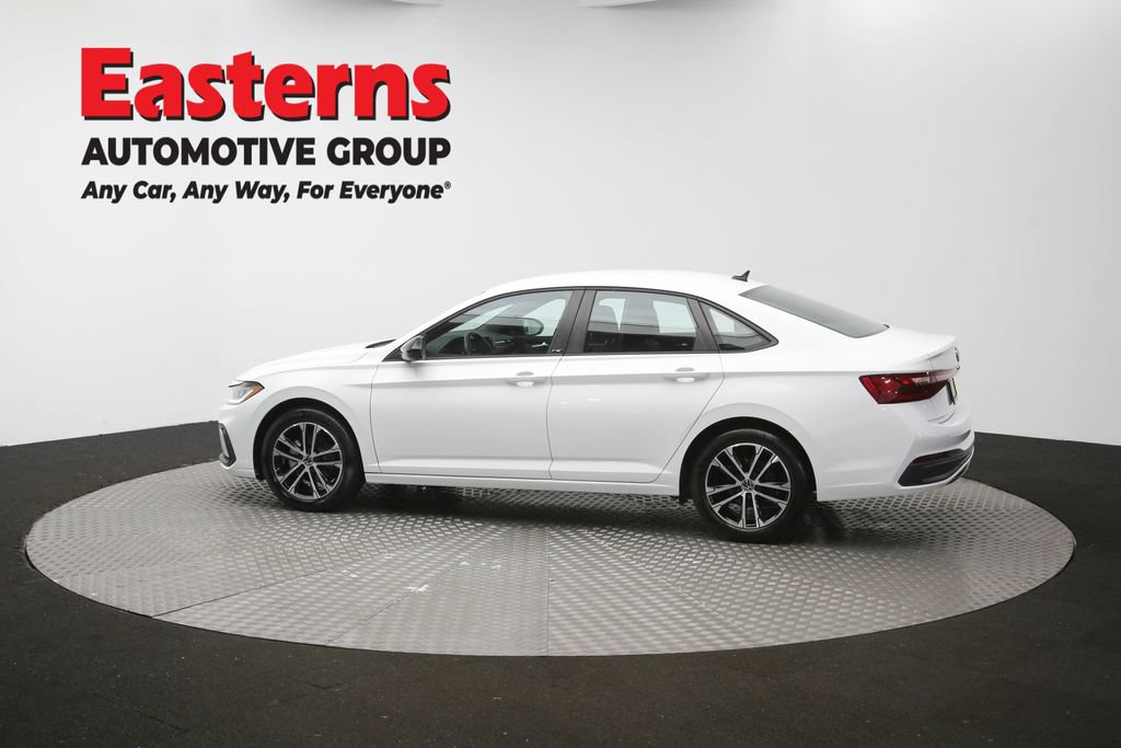 Used 2025 Volkswagen Jetta Sport FWD image 61