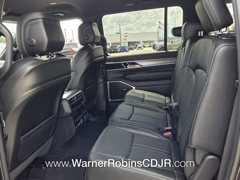 New 2026 Jeep Grand Wagoneer 2WD w/ 8-Passenger Seating Package image 6