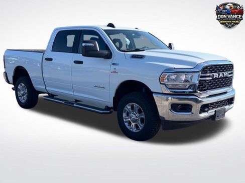 Used 2024 RAM 2500 Big Horn w/ Off Road Package AWD/4WD image 7