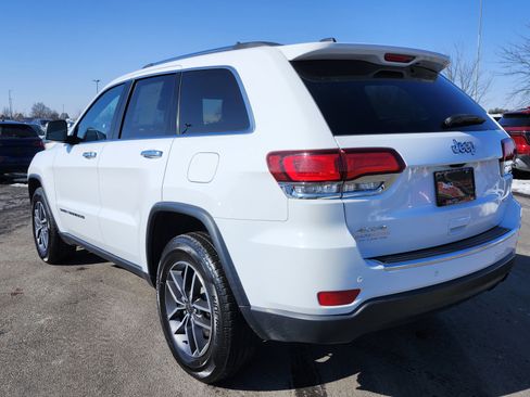 Used 2022 Jeep Grand Cherokee Limited image 17
