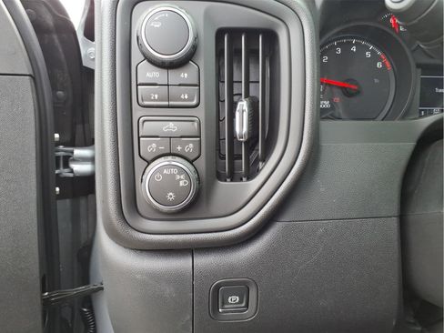 New 2026 Chevrolet Silverado 1500 Custom Trail Boss w/ LPO, Dark Essentials Package image 16