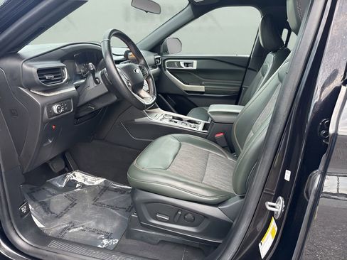 Used 2022 Ford Explorer Timberline image 9