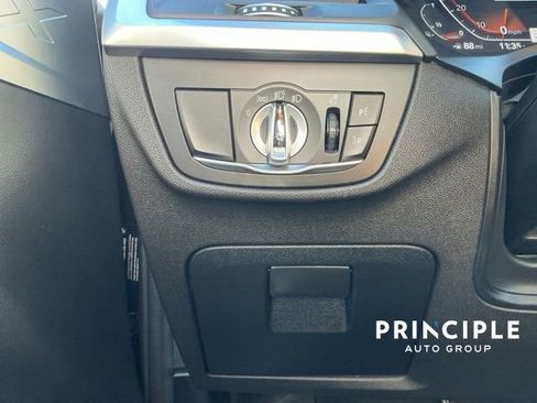 Used 2023 BMW X3 sDrive30i w/ Premium Package image 18