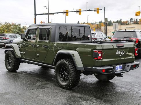Used 2021 Jeep Gladiator Willys image 7