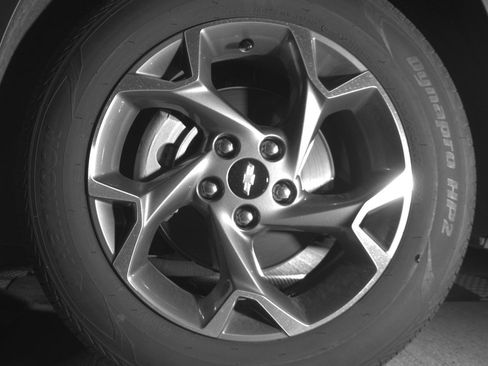 Used 2025 Chevrolet Trax LT w/ LT Convenience Package FWD image 12