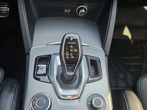 Used 2020 Alfa Romeo Stelvio Ti Sport image 12