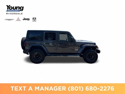 Used 2019 Jeep Wrangler Unlimited Sahara AWD/4WD image 6