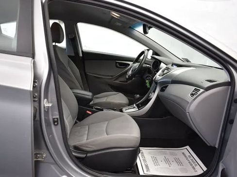 Used 2012 Hyundai Elantra GLS w/ Preferred Pkg 3 FWD image 16