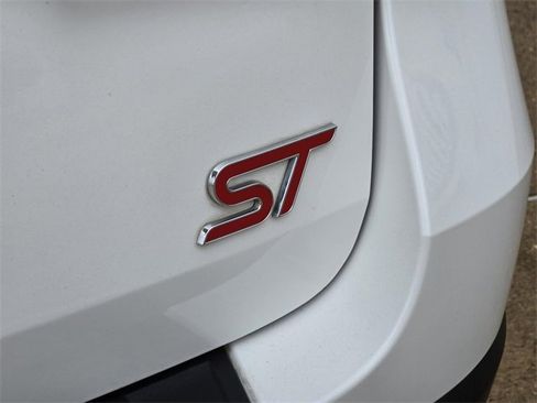 Used 2020 Ford Explorer ST w/ Premium Technology Package image 7