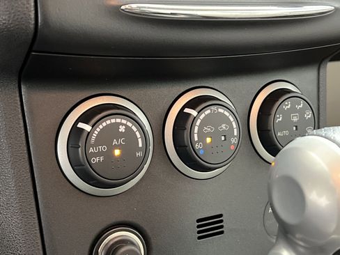 Used 2012 Nissan Rogue SL image 20