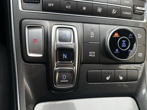 Certified 2023 Hyundai Santa Fe SEL image 22