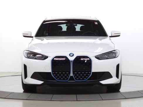 Used 2023 BMW i4 eDrive40 w/ Premium Package RWD image 2