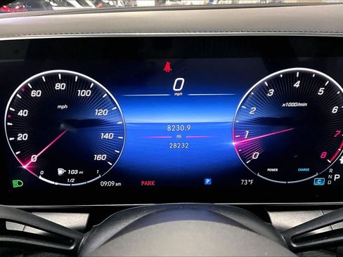Used 2023 Mercedes-Benz GLC 300 4MATIC image 26