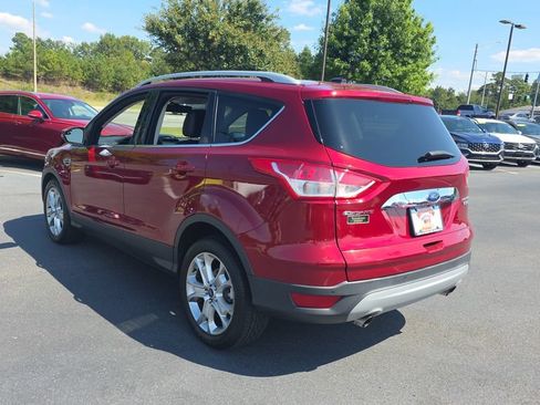 Used 2016 Ford Escape Titanium FWD image 5