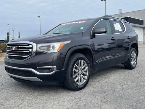 Used 2017 GMC Acadia SLE image 3