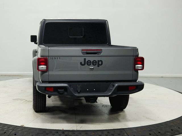 Used 2022 Jeep Gladiator Sport AWD/4WD image 7