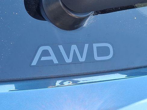 Certified 2024 Honda HR-V EX-L image 34