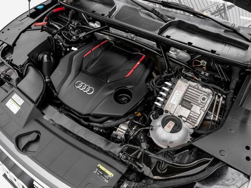 Used 2022 Audi SQ5 Prestige image 45