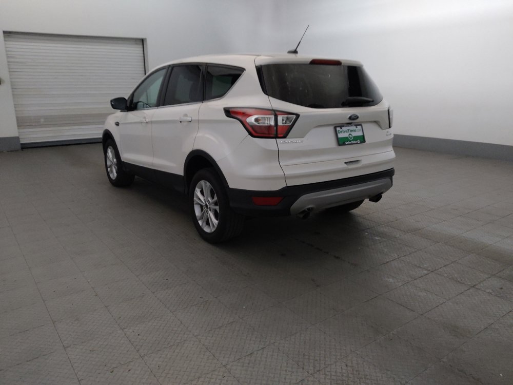 Used 2017 Ford Escape SE AWD/4WD image 5