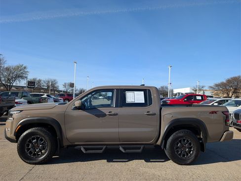Used 2024 Nissan Frontier PRO-4X w/ Pro Premium Package image 3