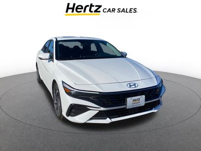 Used 2025 Hyundai Elantra Limited