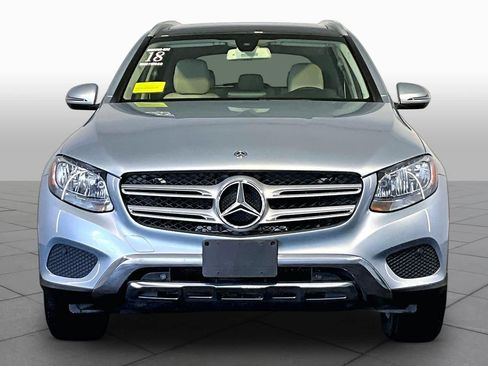 Used 2018 Mercedes-Benz GLC 300 4MATIC image 4