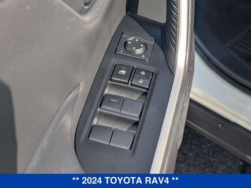Used 2024 Toyota RAV4 LE AWD/4WD image 12