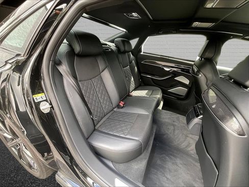 Used 2022 Audi S8 w/ S8 Executive Package AWD/4WD image 23