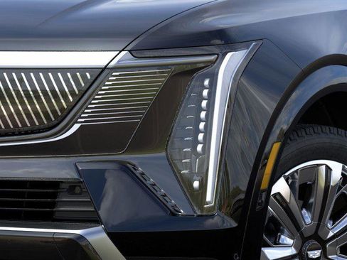 New 2026 Cadillac Escalade IQ Luxury 2 w/ LPO, Radiant Package image 11