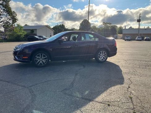 Used 2012 Ford Fusion SEL FWD image 2