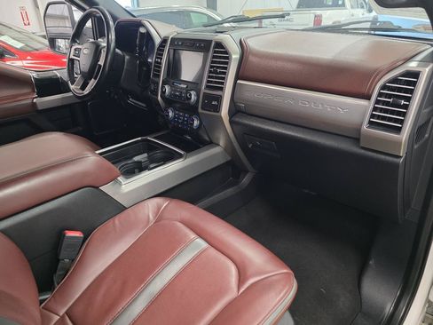 Used 2021 Ford F250 Platinum AWD/4WD image 21