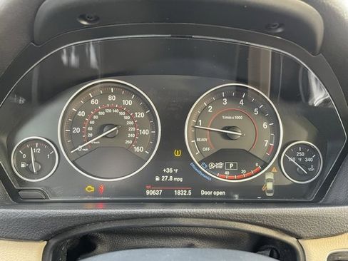 Used 2017 BMW 330i xDrive Sedan image 17