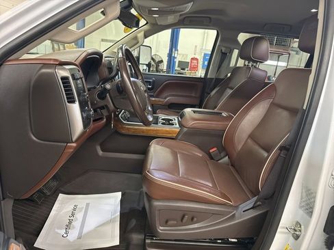 Used 2019 Chevrolet Silverado 3500 High Country w/ Duramax Plus Package image 11
