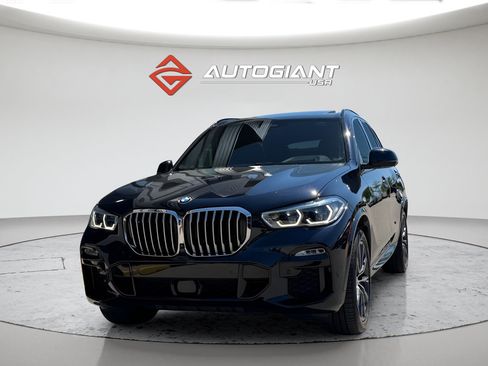 Used 2019 BMW X5 xDrive50i w/ M Sport Package AWD/4WD image 6