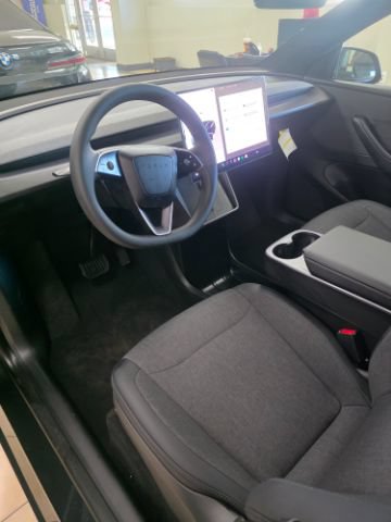 Used 2026 Tesla Model Y 2WD image 13