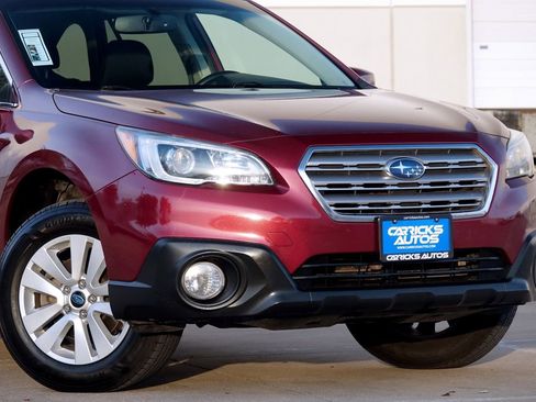 Used 2017 Subaru Outback 2.5i Premium image 18