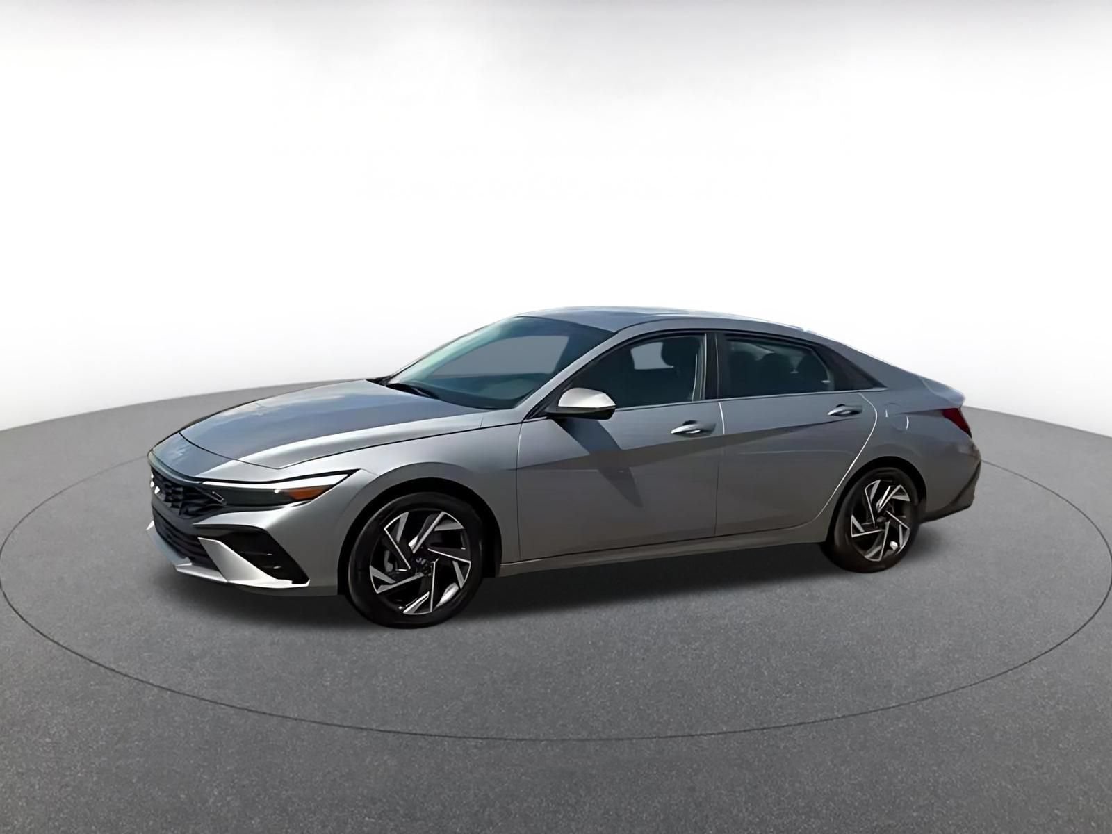 Used 2025 Hyundai Elantra Limited FWD image 8