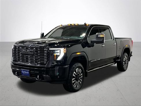 Used 2024 GMC Sierra 2500 Denali Ultimate AWD/4WD image 2