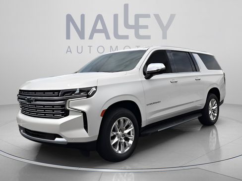 Used 2021 Chevrolet Suburban Premier RWD image 1