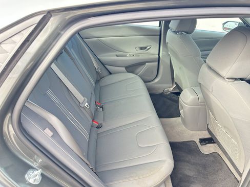 Certified 2024 Hyundai Elantra SEL w/ Convenience Package image 35