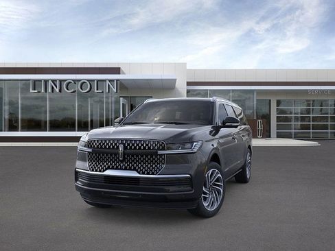 New 2026 Lincoln Navigator L Reserve image 2