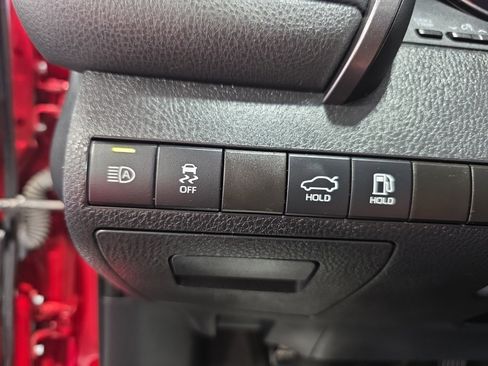 Used 2023 Toyota Camry SE image 28