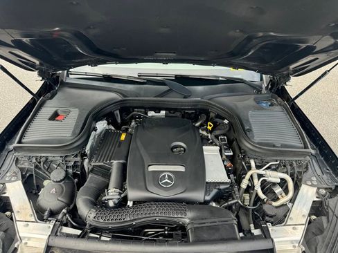 Used 2019 Mercedes-Benz GLC 300 image 16
