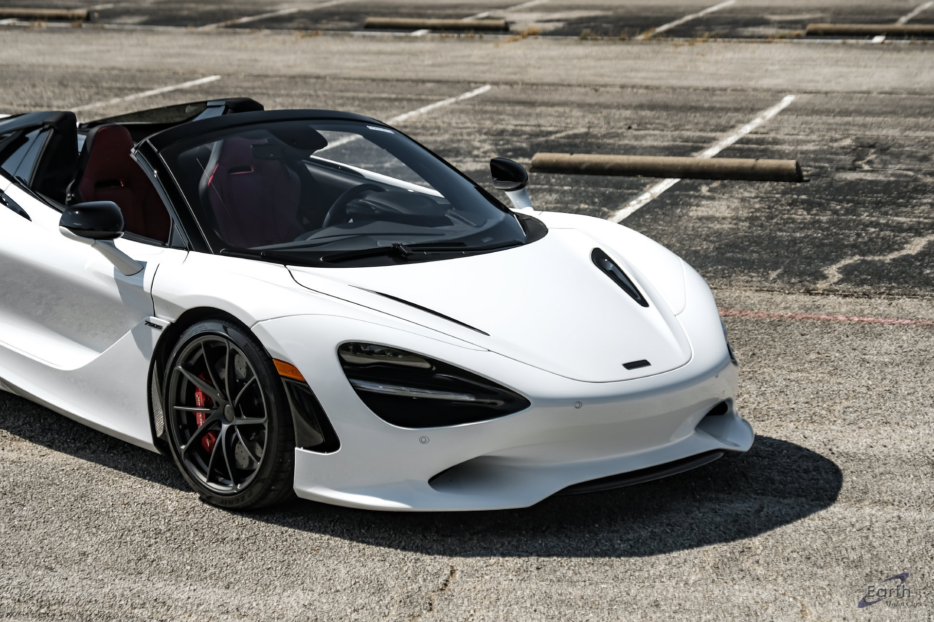 Used 2025 McLaren 750S Spider RWD image 39