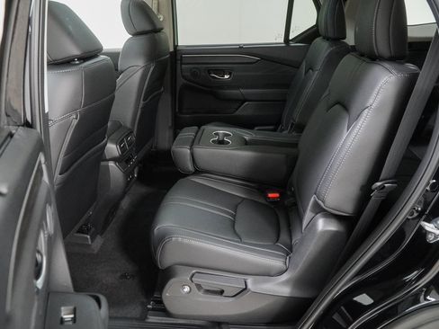 New 2026 Honda Pilot Touring image 41