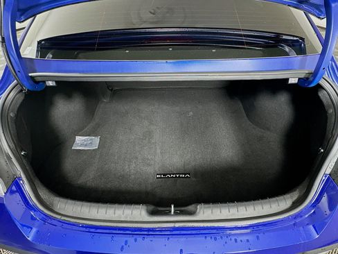 Used 2024 Hyundai Elantra SEL image 27