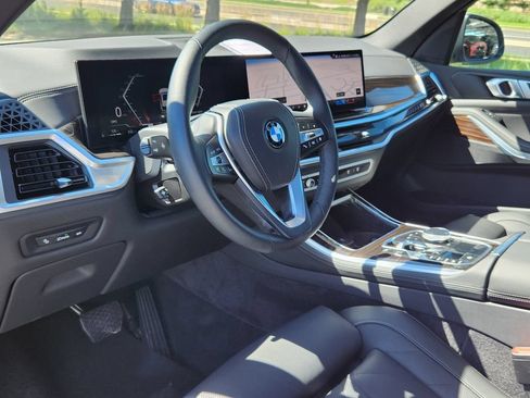 Used 2024 BMW X5 xDrive40i AWD/4WD image 8