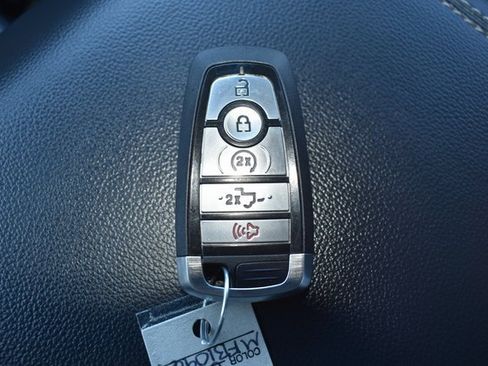 Used 2021 Ford F150 Lariat w/ Equipment Group 502A High image 40