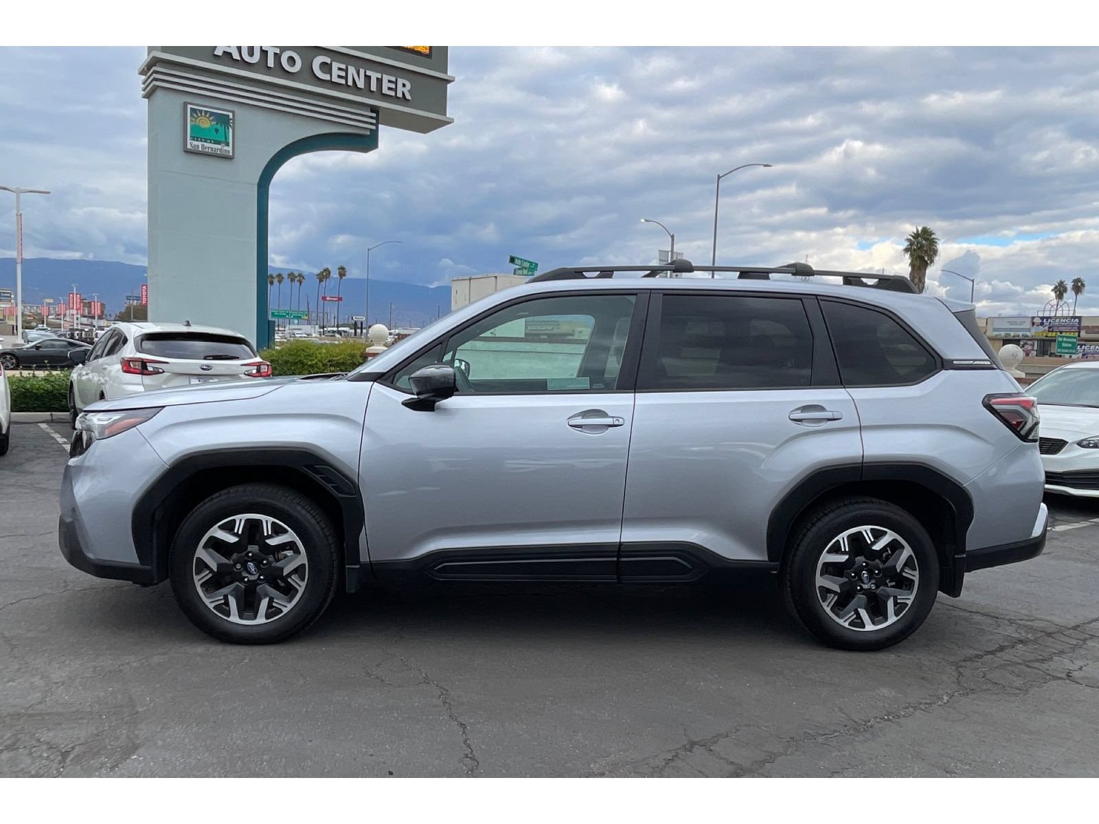 Certified 2026 Subaru Forester Premium AWD/4WD image 2