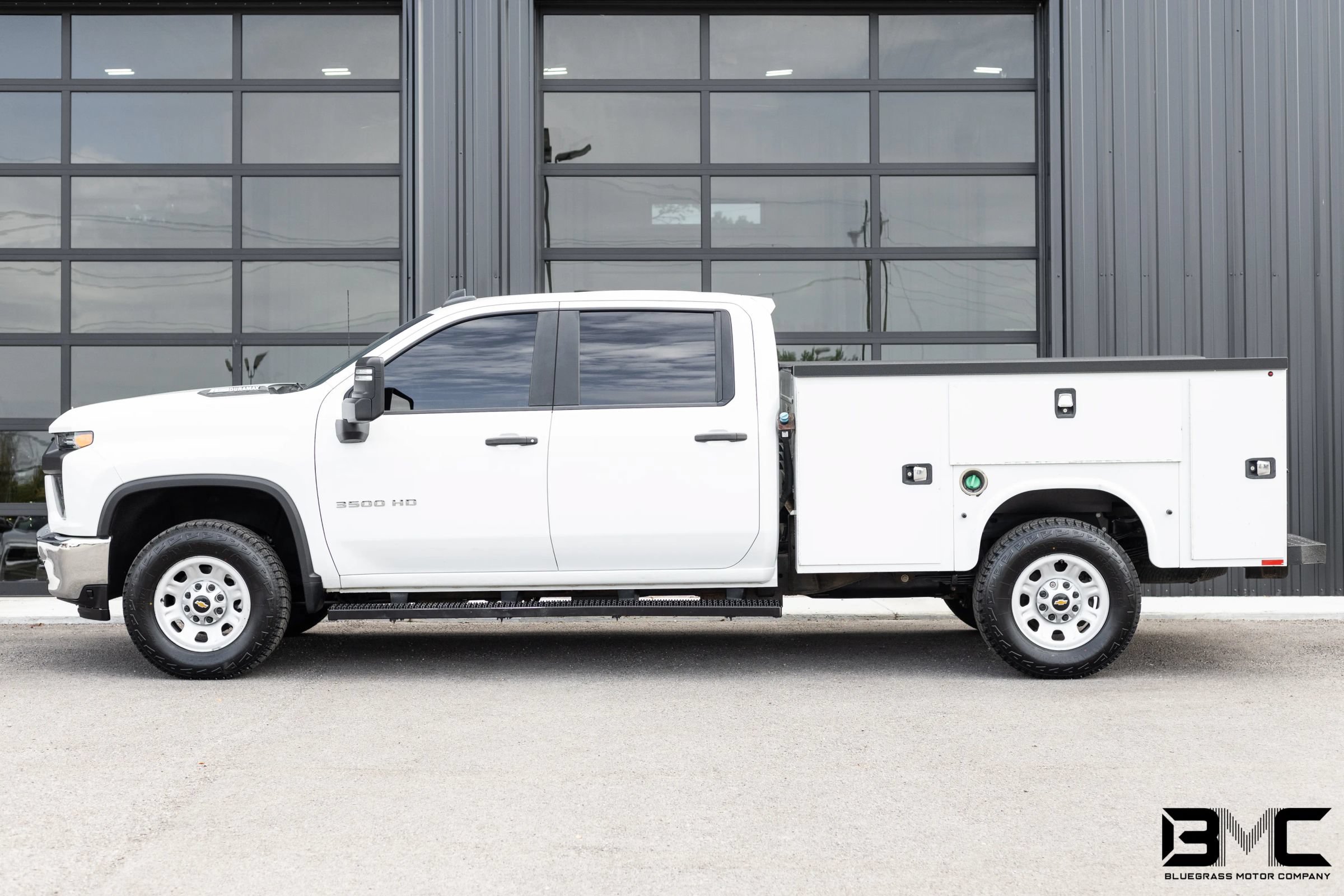 Used 2023 Chevrolet Silverado 3500 W/T w/ WT Convenience Package AWD/4WD image 4